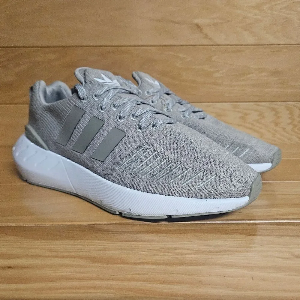 Adidas Swift Run 22 Size 5.5 Youth Kids Sesame White Shoes Sneaker GZ0797